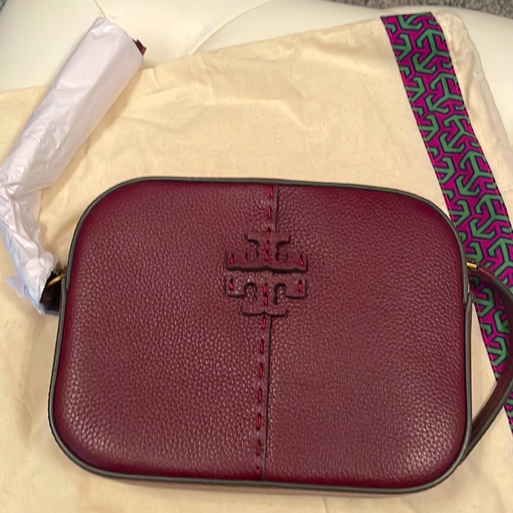 NWT Tory Burch McGraw Camera Bag-Burgandy